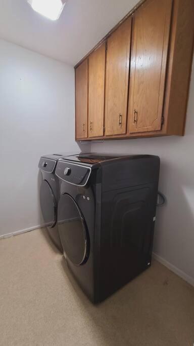 Centrally Located In Rogers And Bentonville! -Private Rooms Экстерьер фото