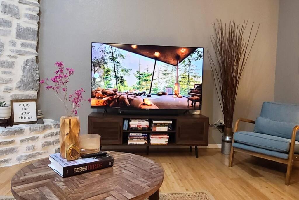 Centrally Located In Rogers And Bentonville! -Private Rooms Экстерьер фото