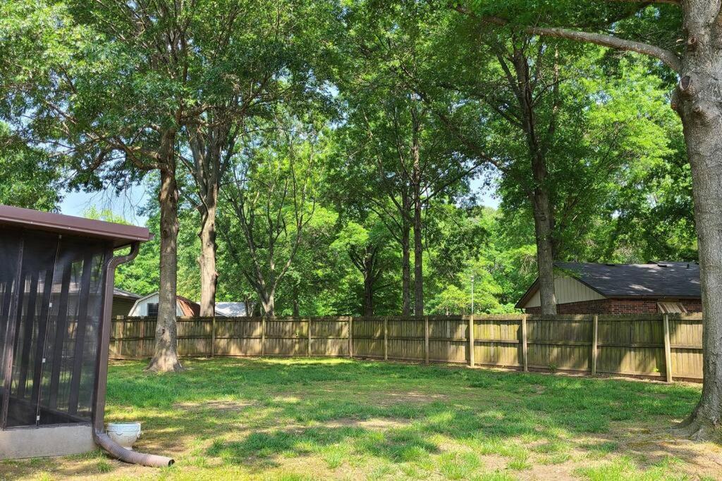 Centrally Located In Rogers And Bentonville! -Private Rooms Экстерьер фото