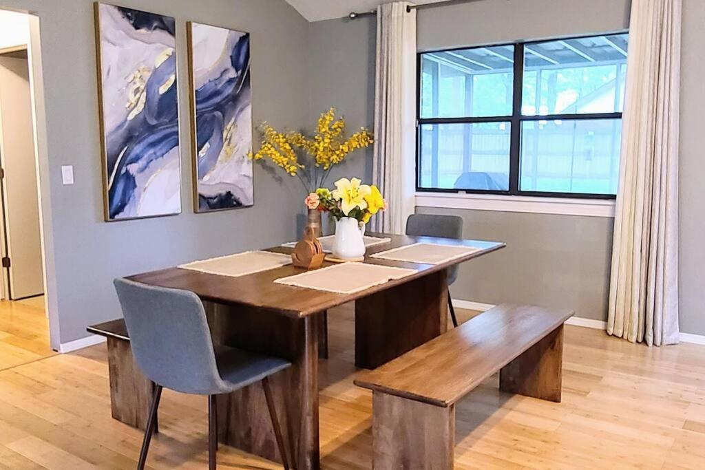 Centrally Located In Rogers And Bentonville! -Private Rooms Экстерьер фото