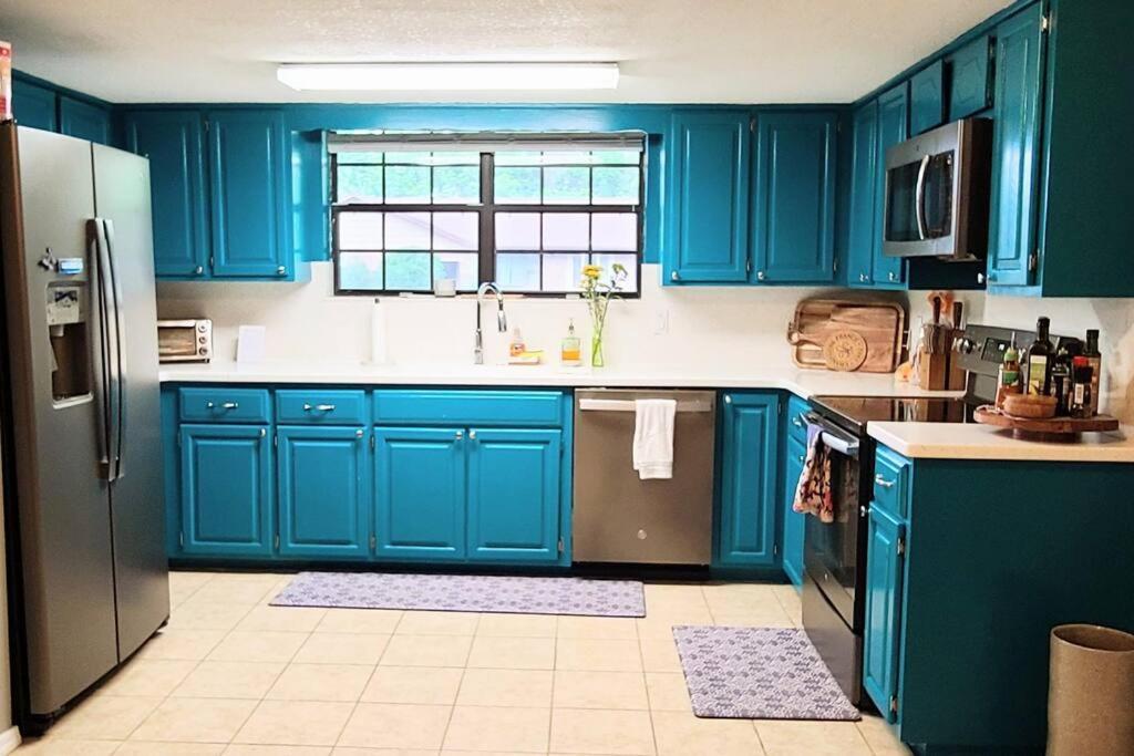 Centrally Located In Rogers And Bentonville! -Private Rooms Экстерьер фото